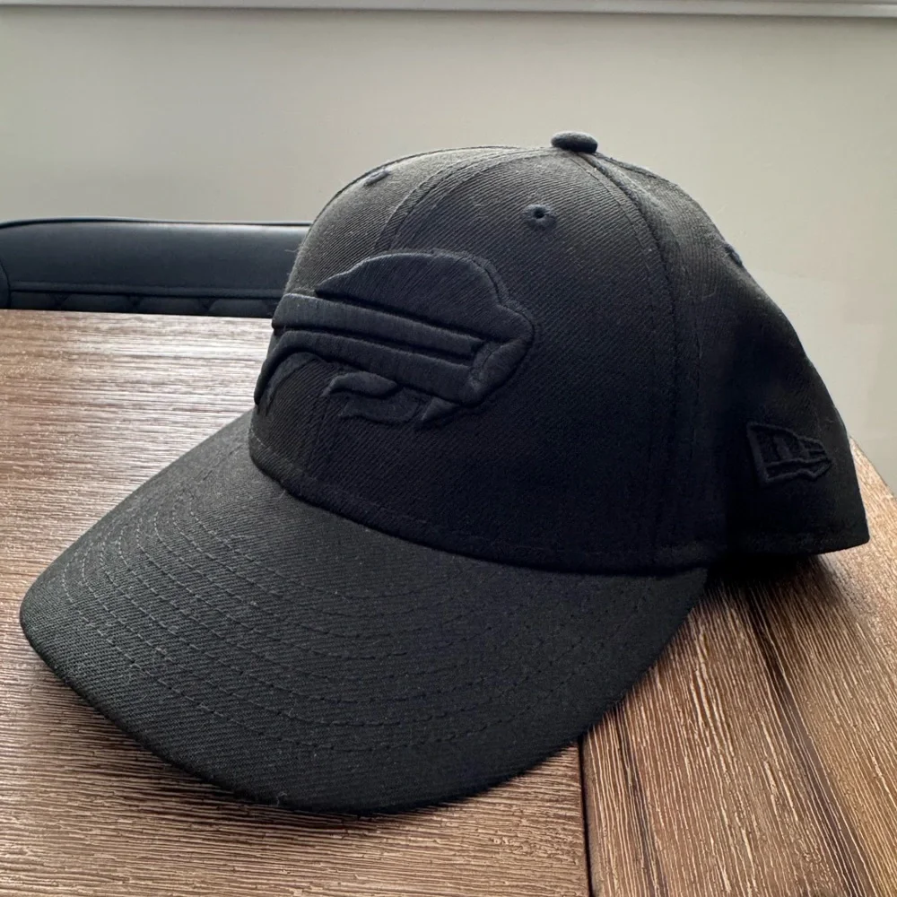 NWT Buffalo Bills Fitted Low Profile Cap - Picture 5 of 5